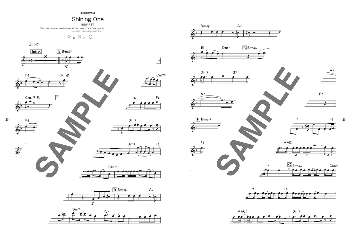 Neues und Standard-J-POP-Notenbuch für Altsaxophon (obere Mittelstufe) mit CD (Backing Tracks).